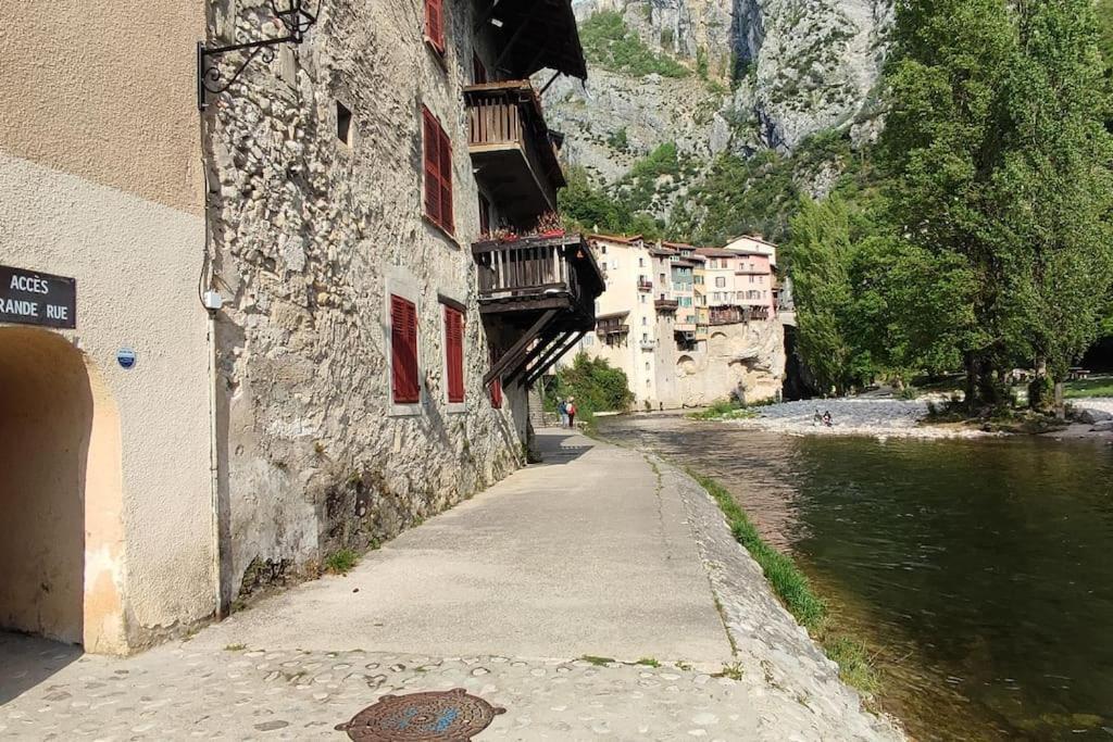 Vue Exceptionnelle Aux Portes Du Vercors Понт-ен-Роаян Екстериор снимка